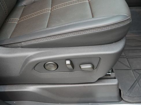 Used 2026 Chevrolet Silverado 1500 High Country w/ High Country Premium Package AWD/4WD image 14
