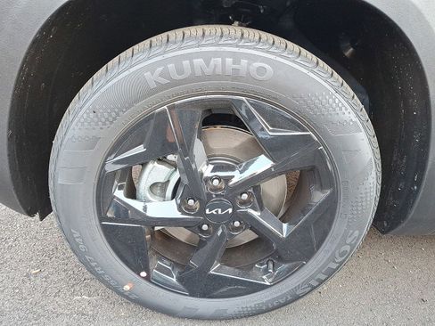 New 2026 Kia Seltos EX image 4