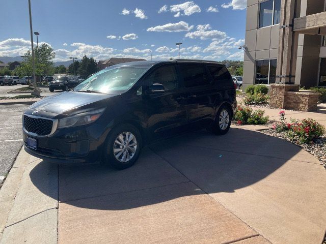 Used 2015 Kia Sedona LX w/ LX Convenience Package FWD image 6