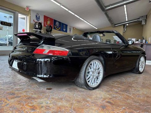 Used 2003 Porsche 911 Carrera 4 AWD/4WD image 11