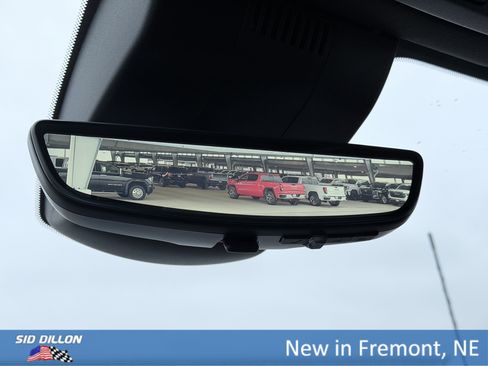 New 2026 GMC Sierra 2500 Denali w/ Denali Reserve Package AWD/4WD image 14