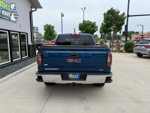 Used 2018 GMC Sierra 1500 SLT AWD/4WD image 5
