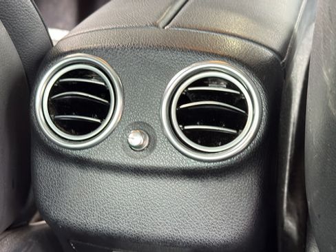 Used 2023 Mercedes-Benz E 350 Sedan image 28