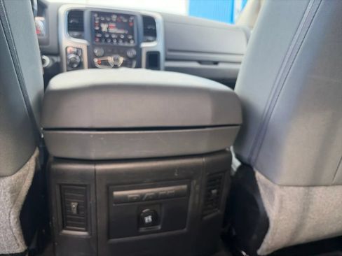 Used 2018 RAM 1500 Big Horn AWD/4WD image 33