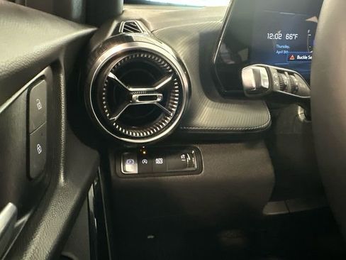 Used 2025 Chevrolet Equinox LT w/ Convenience Package II FWD image 23