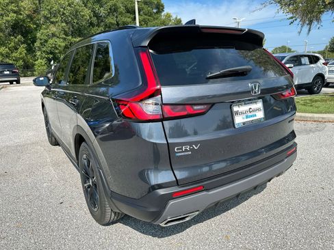 Used 2024 Honda CR-V Sport image 2