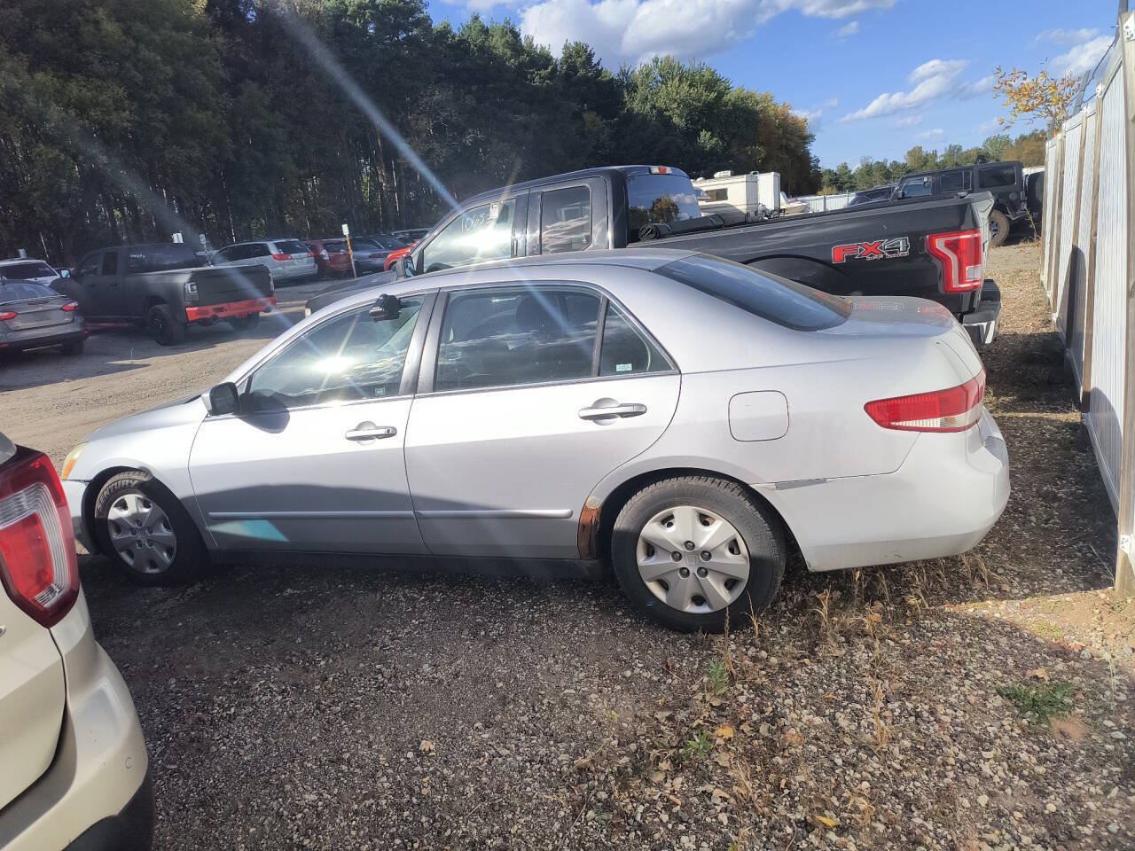 Used 2003 Honda Accord LX image 2