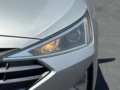 Used 2020 Hyundai Elantra SEL FWD image 13