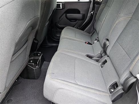 Used 2025 Jeep Gladiator Sport image 10