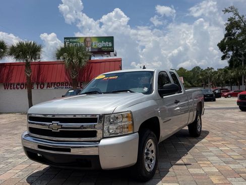 Used 2010 Chevrolet Silverado 1500 LS RWD image 13