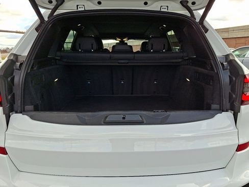 Certified 2022 BMW X5 xDrive40i w/ M Sport Package image 35