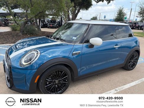 Used 2022 MINI Cooper S w/ Premium Package FWD image 1