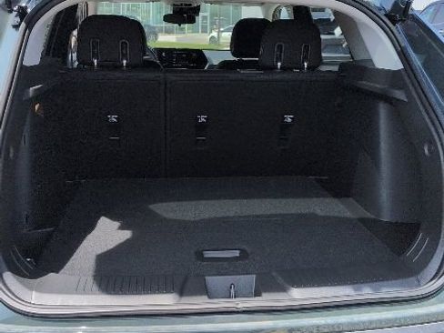 New 2026 Chevrolet Trax LS w/ LS Convenience Package FWD image 6