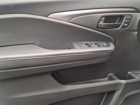 Used 2023 Honda Passport EX-L image 13