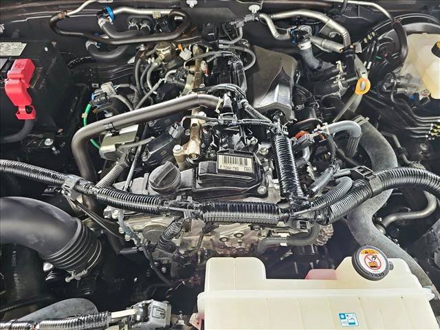 Used 2025 Toyota Tacoma TRD Sport w/ TRD Sport Upgrade Package AWD/4WD image 25