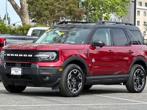 Certified 2025 Ford Bronco Sport Outer Banks w/ Outer Banks Tech Package+ image 9