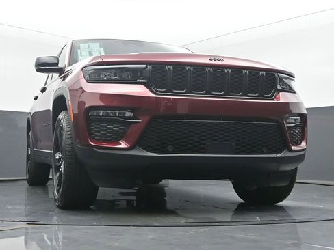 New 2025 Jeep Grand Cherokee Limited w/ Luxury Tech Group II image 53