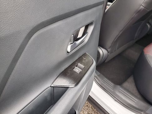 New 2026 Nissan Kicks SR FWD image 10