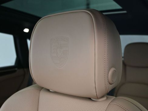 New 2026 Porsche Macan Turbo image 20