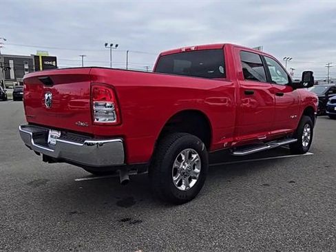 Used 2024 RAM 2500 Big Horn w/ Bed Utility Group image 4