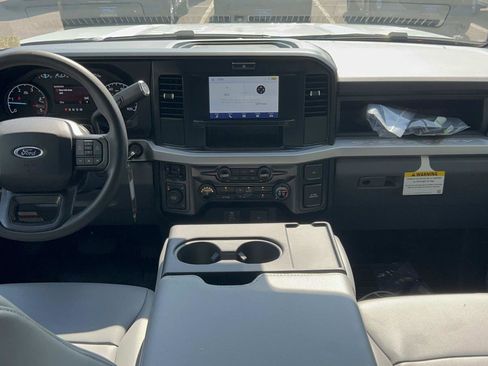 New 2025 Ford F550 4x4 Crew Cab Super Duty image 9
