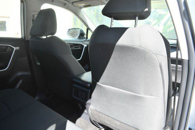 Certified 2024 Toyota RAV4 LE AWD/4WD image 27