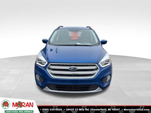 Used 2017 Ford Escape SE w/ Equipment Group 201A image 8