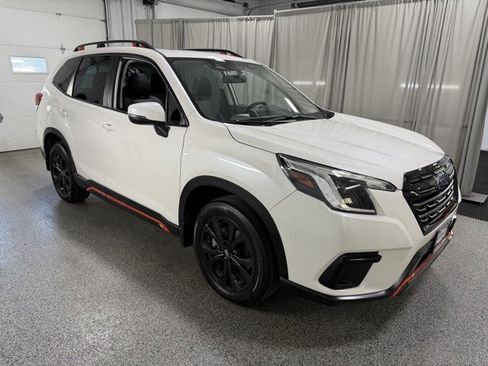 Used 2023 Subaru Forester Sport image 3