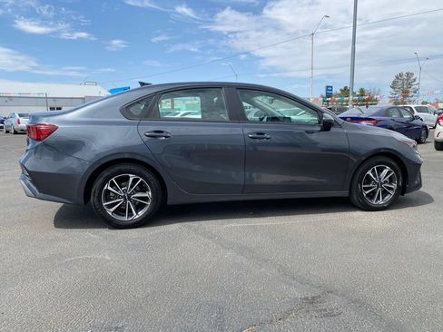 Used 2024 Kia Forte LXS FWD image 5