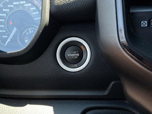 Certified 2022 RAM 1500 Laramie AWD/4WD image 12