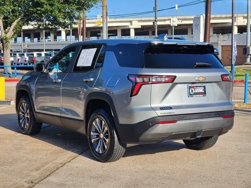 Certified 2025 Chevrolet Equinox LT w/ Safety and Technology Package FWD image 5