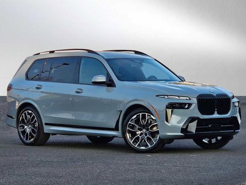 New 2026 BMW X7 xDrive40i w/ M Sport Package image 1