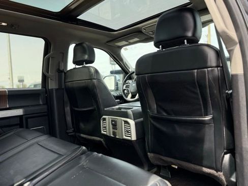 Used 2015 Ford F150 Lariat w/ Equipment Group 502A Luxury AWD/4WD image 19