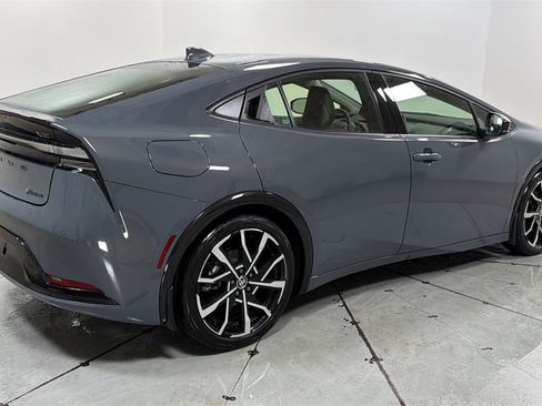 Used 2023 Toyota Prius Prime image 5