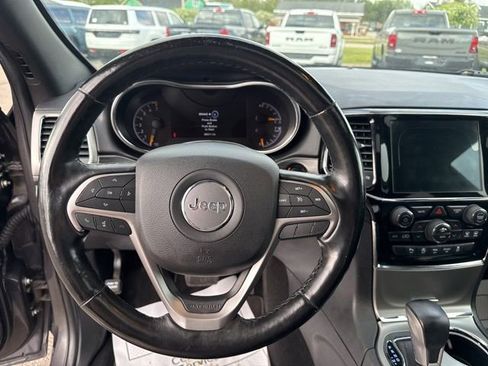 Used 2020 Jeep Grand Cherokee Altitude AWD/4WD image 14