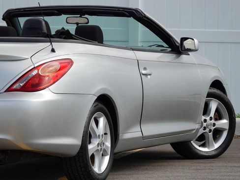 Used 2006 Toyota Solara SE FWD image 32