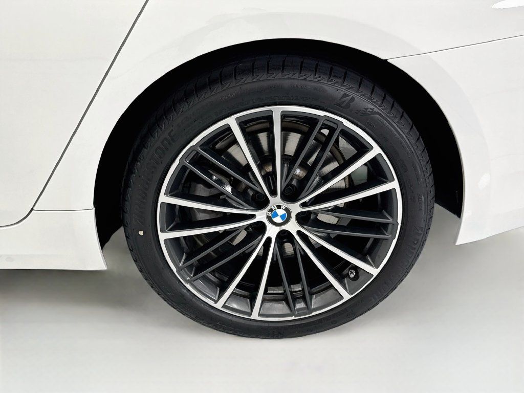 Certified 2023 BMW 530i w/ Premium Package RWD image 30