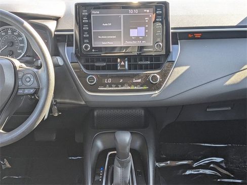 Used 2021 Toyota Corolla LE image 16