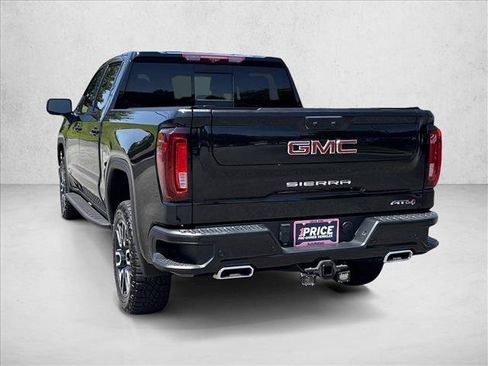 Used 2024 GMC Sierra 1500 AT4 w/ Technology Package AWD/4WD image 7