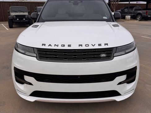 Used 2025 Land Rover Range Rover Sport Dynamic SE image 1