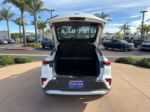 New 2026 Buick Envista Preferred w/ Advanced Safety Package image 7