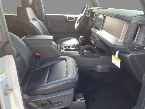 New 2026 Ford Bronco Outer Banks AWD/4WD image 13