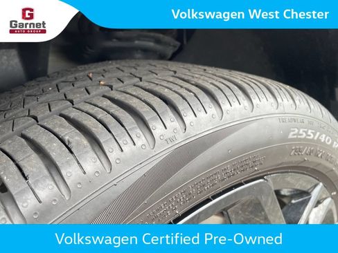 Certified 2025 Volkswagen Tiguan SE R-Line AWD/4WD image 27