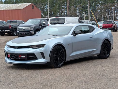 Used 2017 Chevrolet Camaro LT image 6