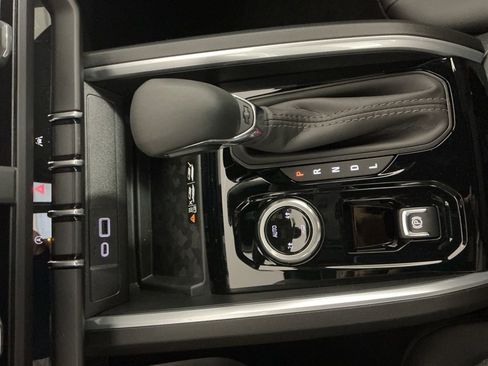 New 2026 Chevrolet Colorado LT w/ LT Convenience Package AWD/4WD image 17