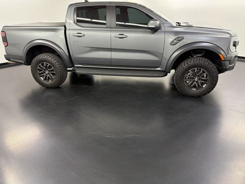 Used 2024 Ford Ranger Raptor AWD/4WD image 8