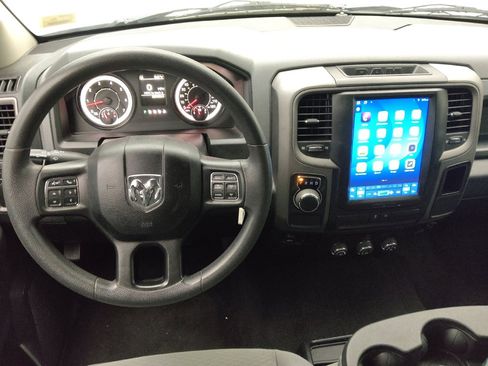 Used 2018 RAM 1500 Express w/ Express Value Package RWD image 22