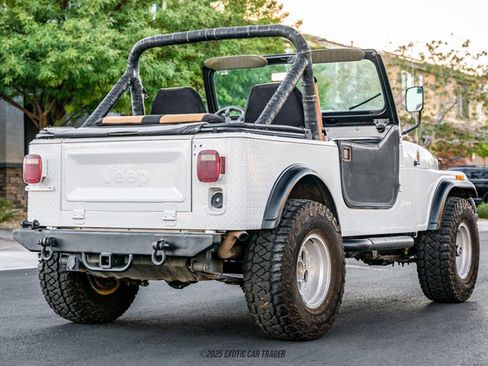 Used 1986 Jeep CJ 7 image 8