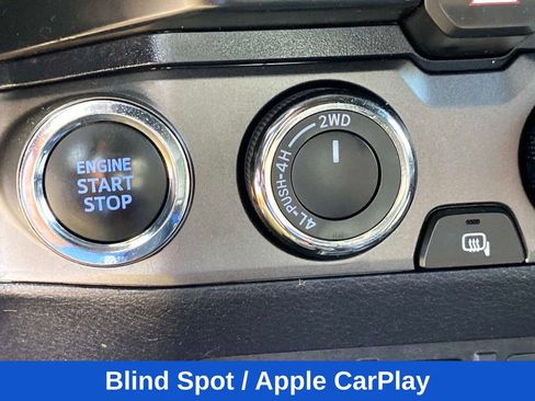 Used 2022 Toyota Tacoma TRD Off-Road AWD/4WD image 13