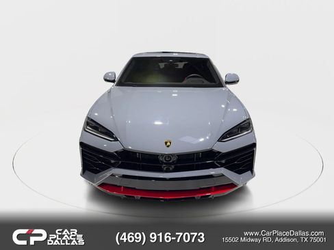 Used 2025 Lamborghini Urus SE image 4